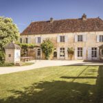 exterior view La Leotardie